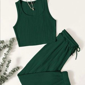 Ribbed crop top and joggers